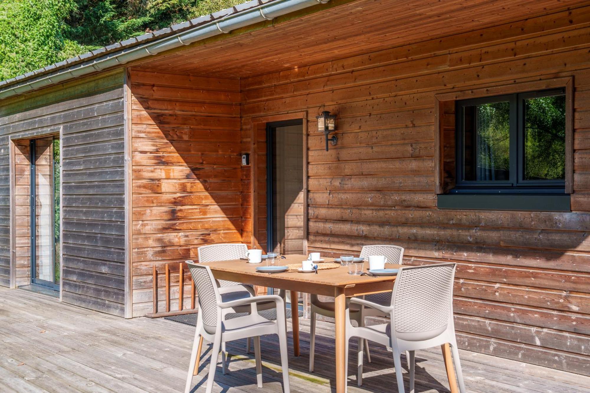 La Cabane Du Pont Du Douet Mazières-de-Touraine 外观 照片